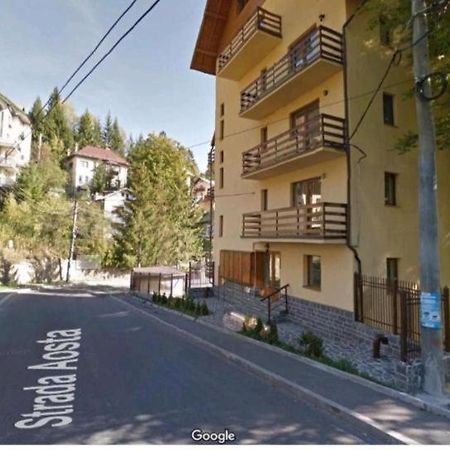 Apartament Aosta Central Sinaiaアパートメント エクステリア 写真