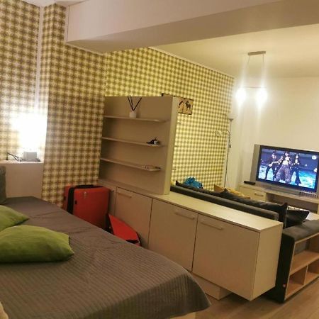 Apartament Aosta Central Sinaiaアパートメント エクステリア 写真