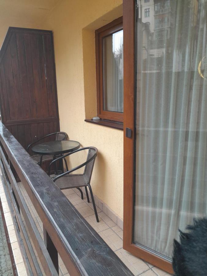 Apartament Aosta Central Sinaiaアパートメント エクステリア 写真